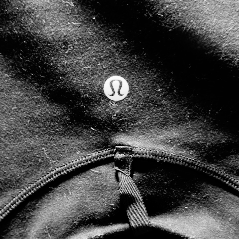 Lululemon black define jacket size 0 - Picture 2 of 2